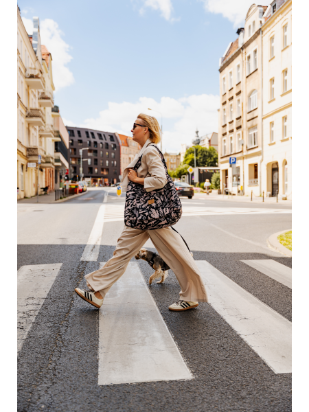 Pakia Tote bag WestWOOF story