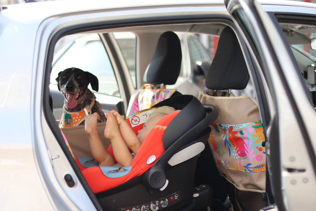 Mata samochodowa dla dziecka i psa (pod fotelik IsoFix)