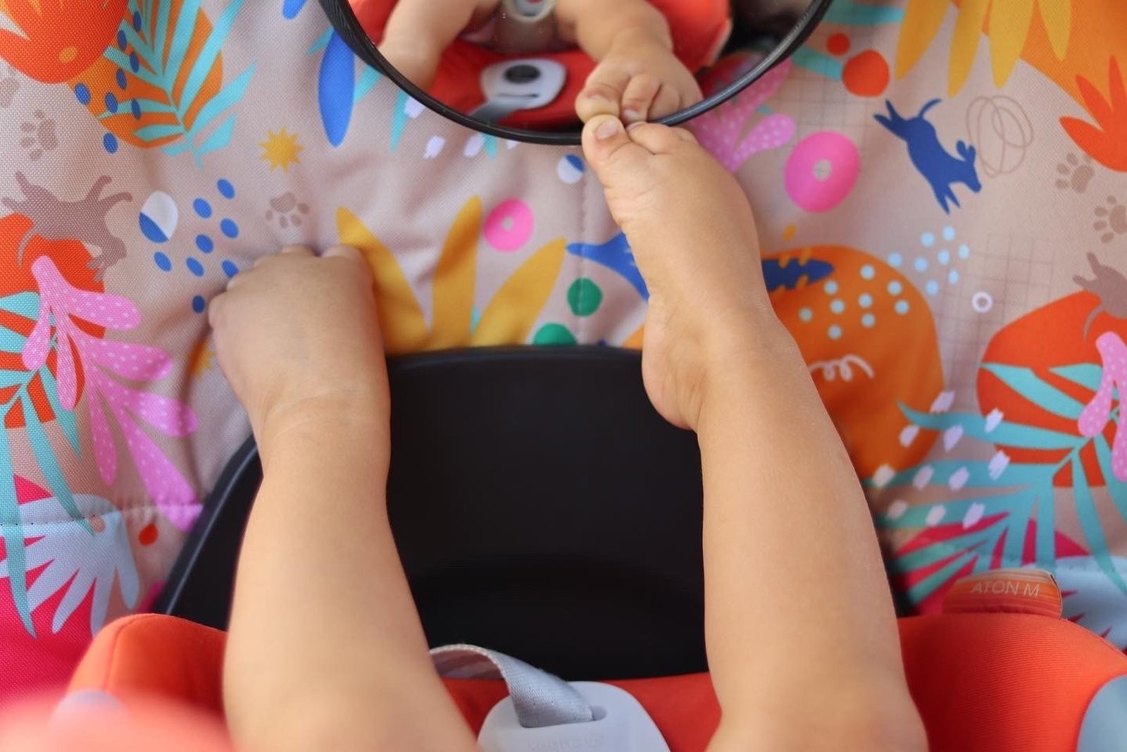 Mata samochodowa dla dziecka i psa (pod fotelik IsoFix)